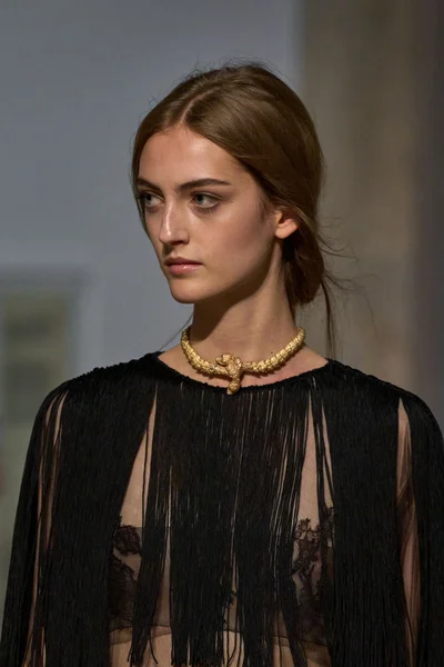 Look 155